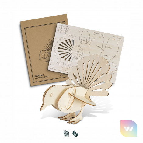124050 - BRANDCRAFT Fantail Wooden Model